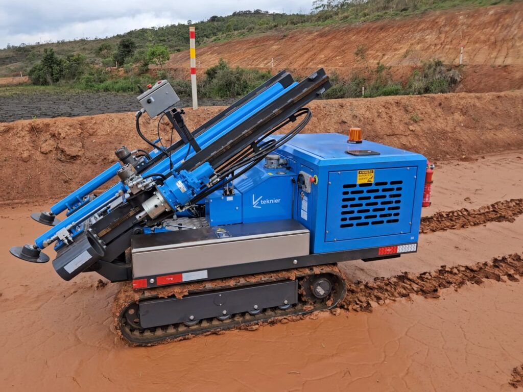 1. Ensaio de Penetração do Cone